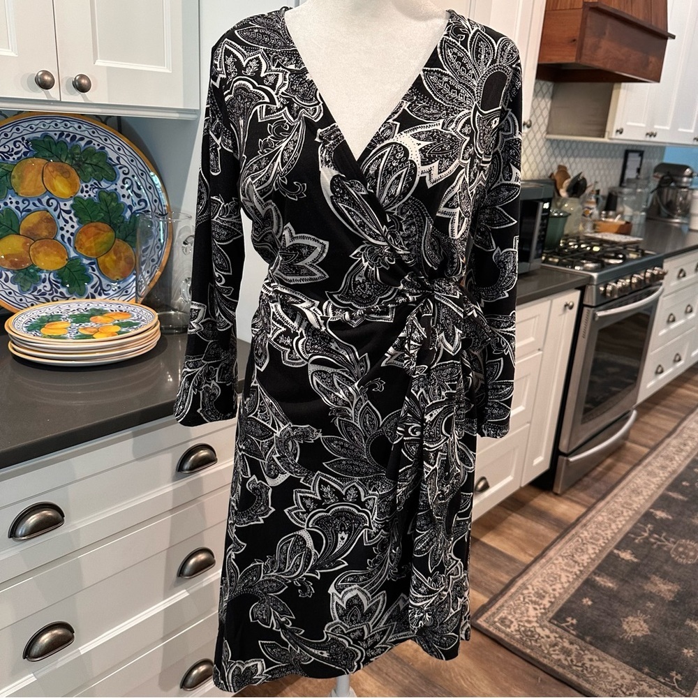 Simply Noelle Wrap Dress M Black White Floral Paisley Long Sleeve Work Classic
